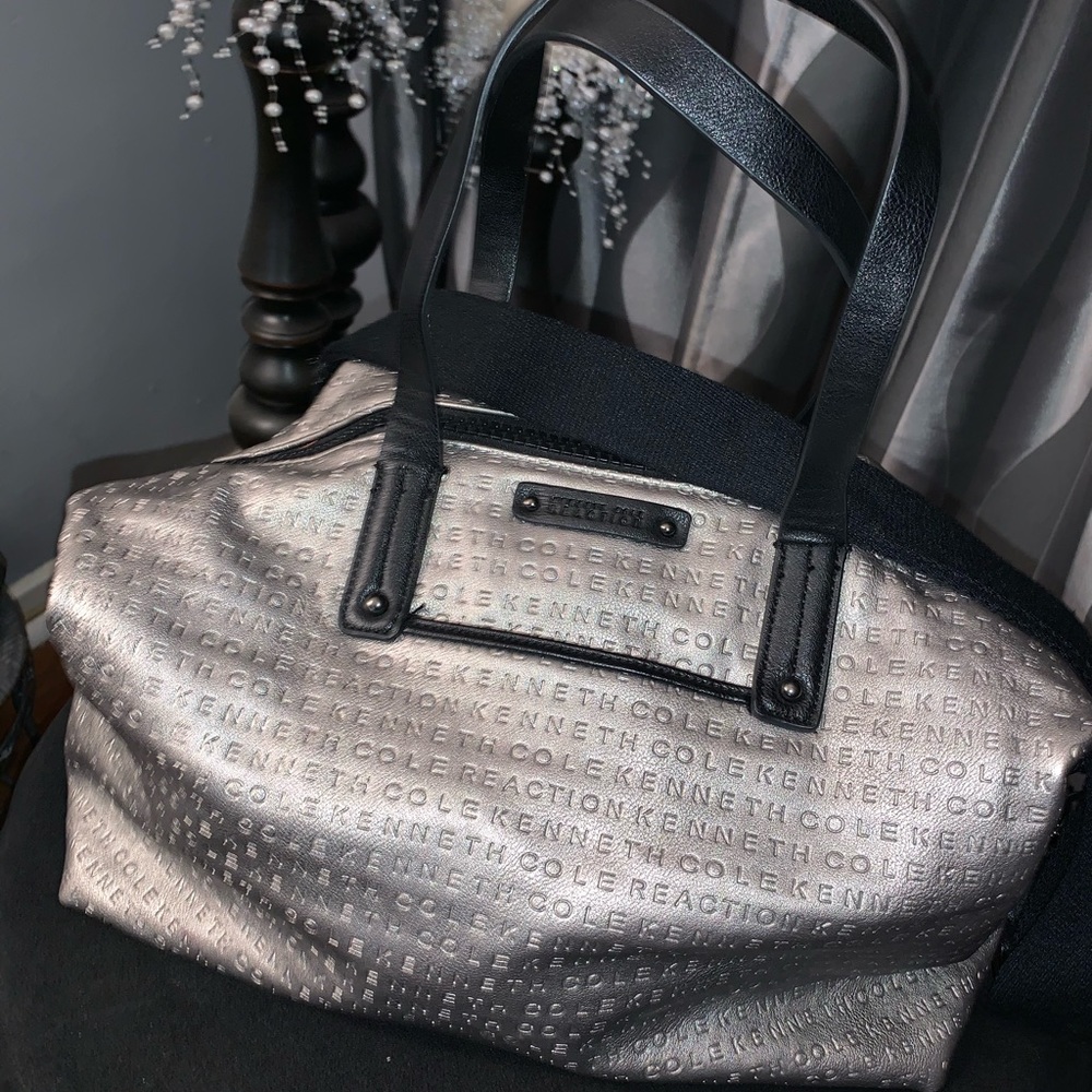 Kenneth Cole Bag